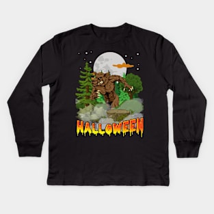 Retro Style Werewolf Halloween Shirt Full Moon Forest Howling Kids Long Sleeve T-Shirt